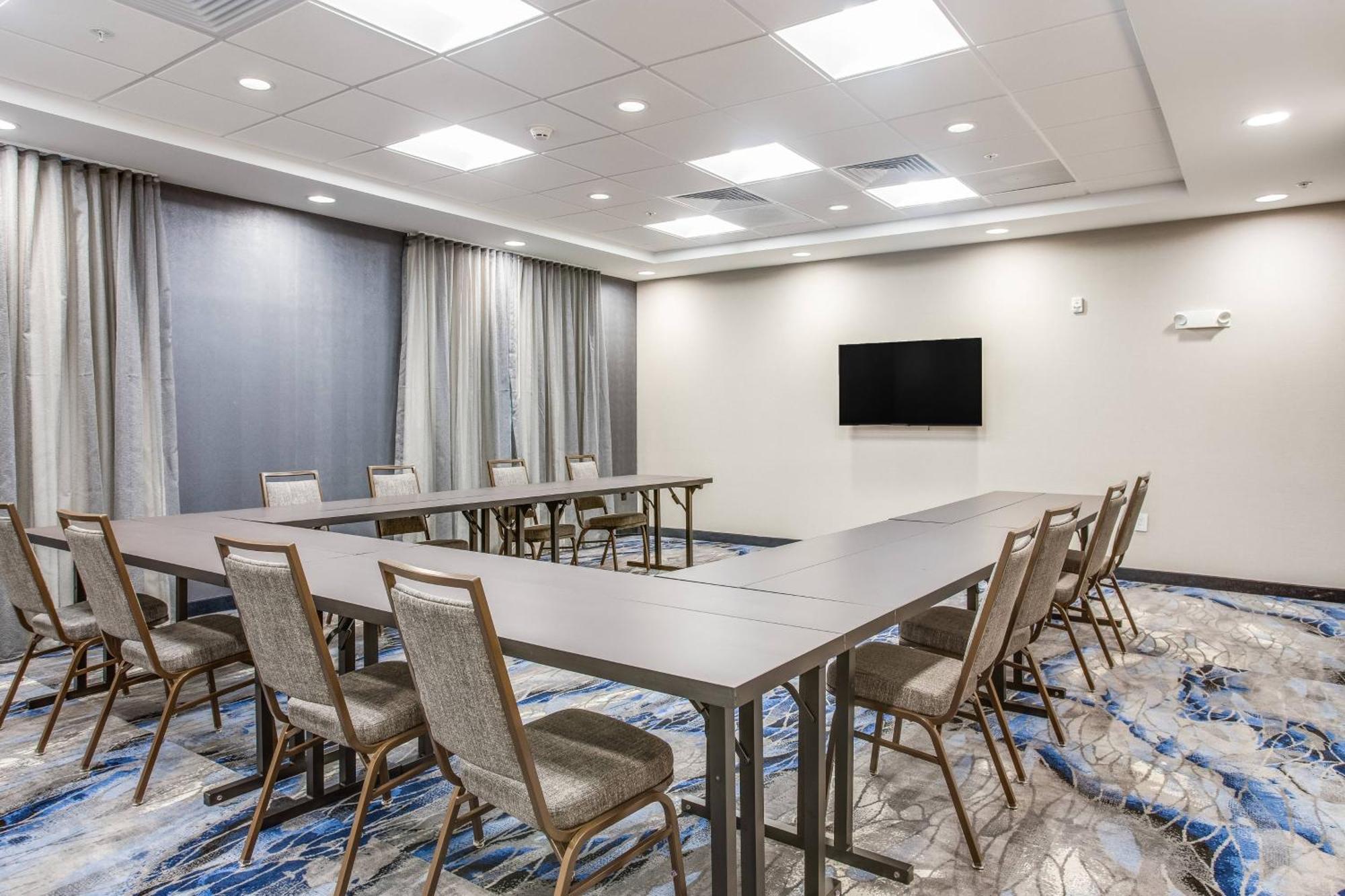 Fairfield Inn & Suites Рола Екстериор снимка