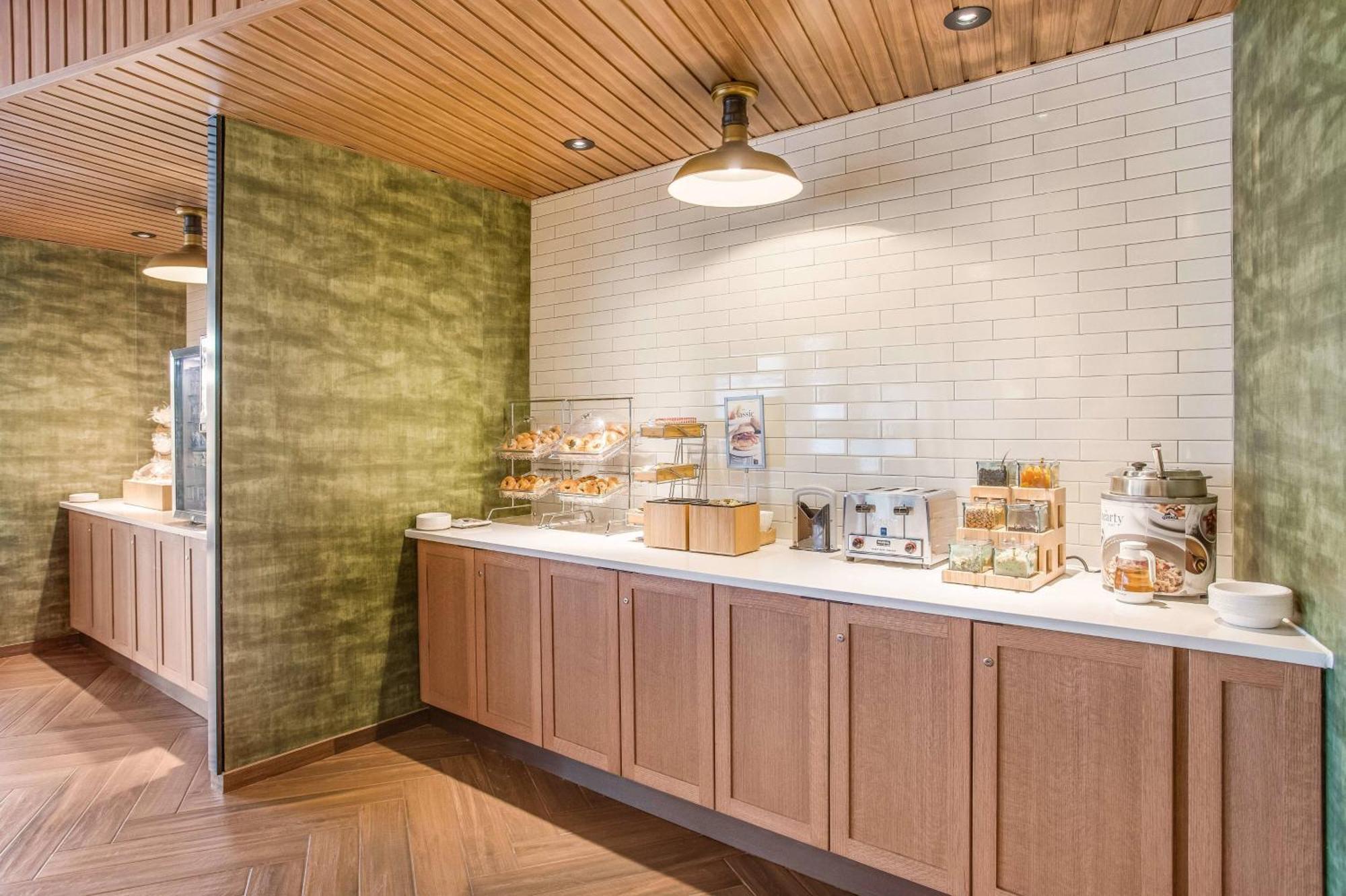 Fairfield Inn & Suites Рола Екстериор снимка