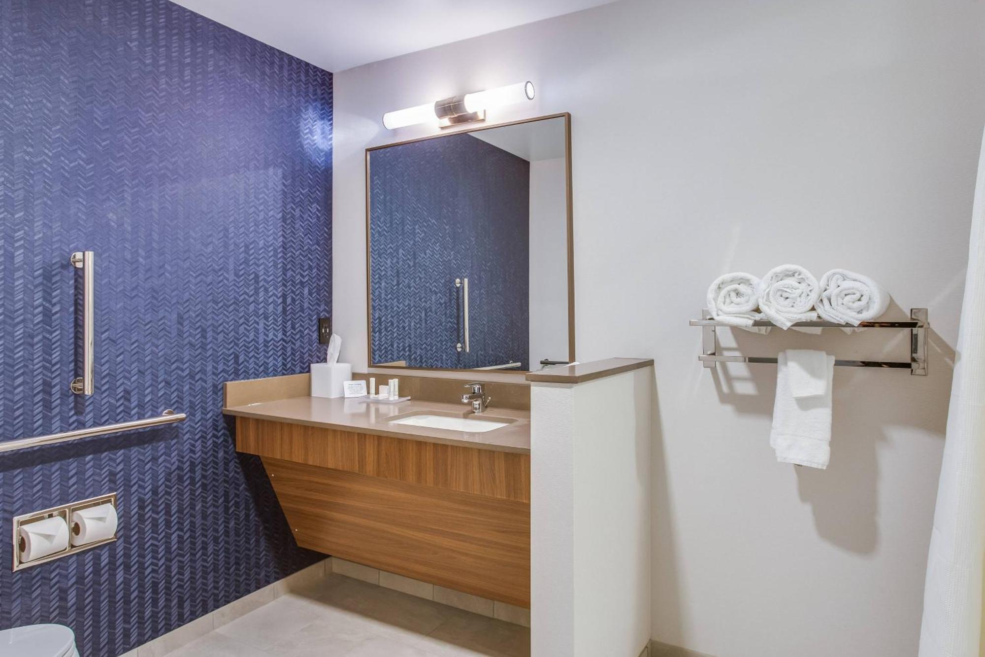 Fairfield Inn & Suites Рола Екстериор снимка