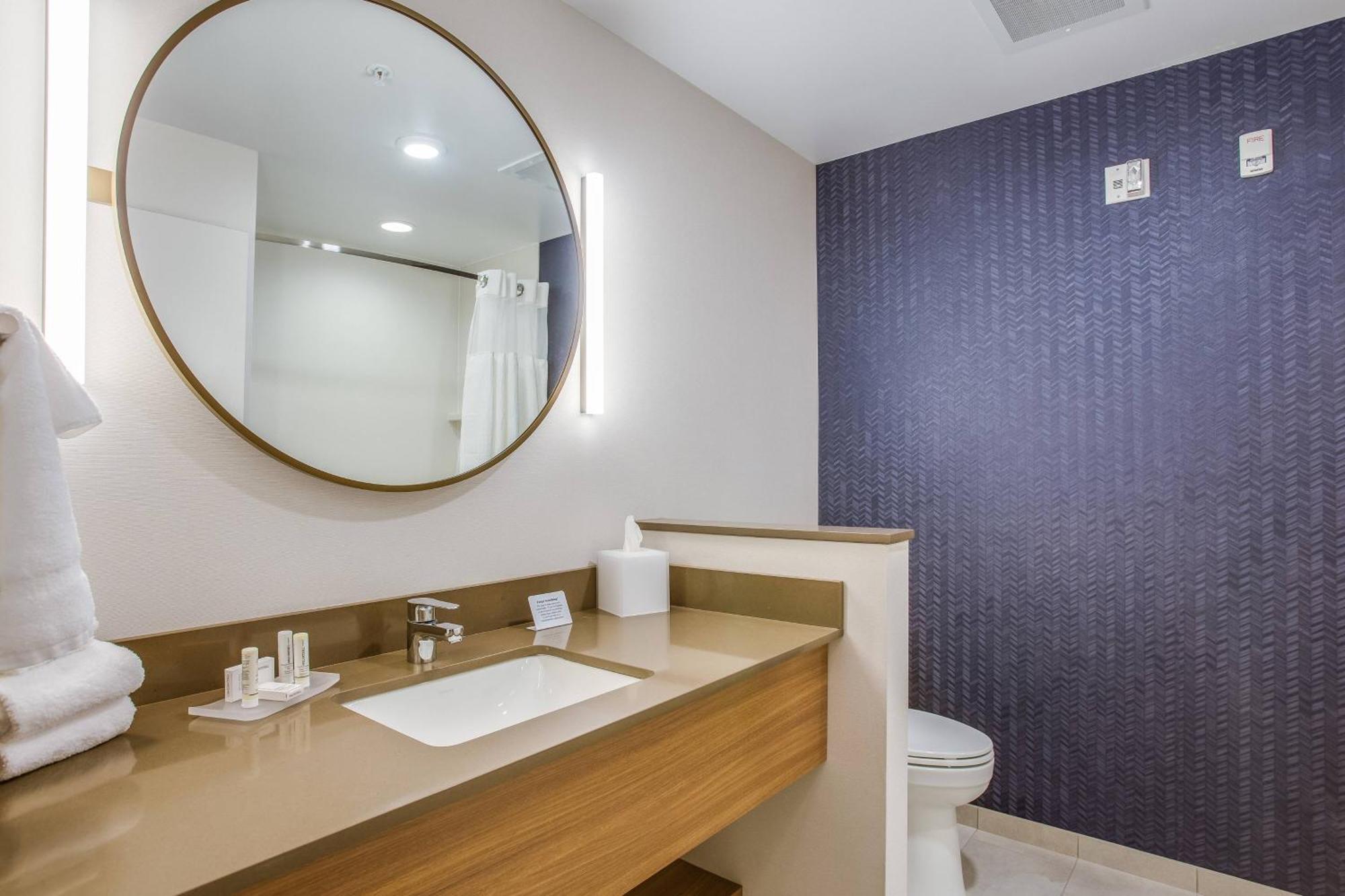 Fairfield Inn & Suites Рола Екстериор снимка