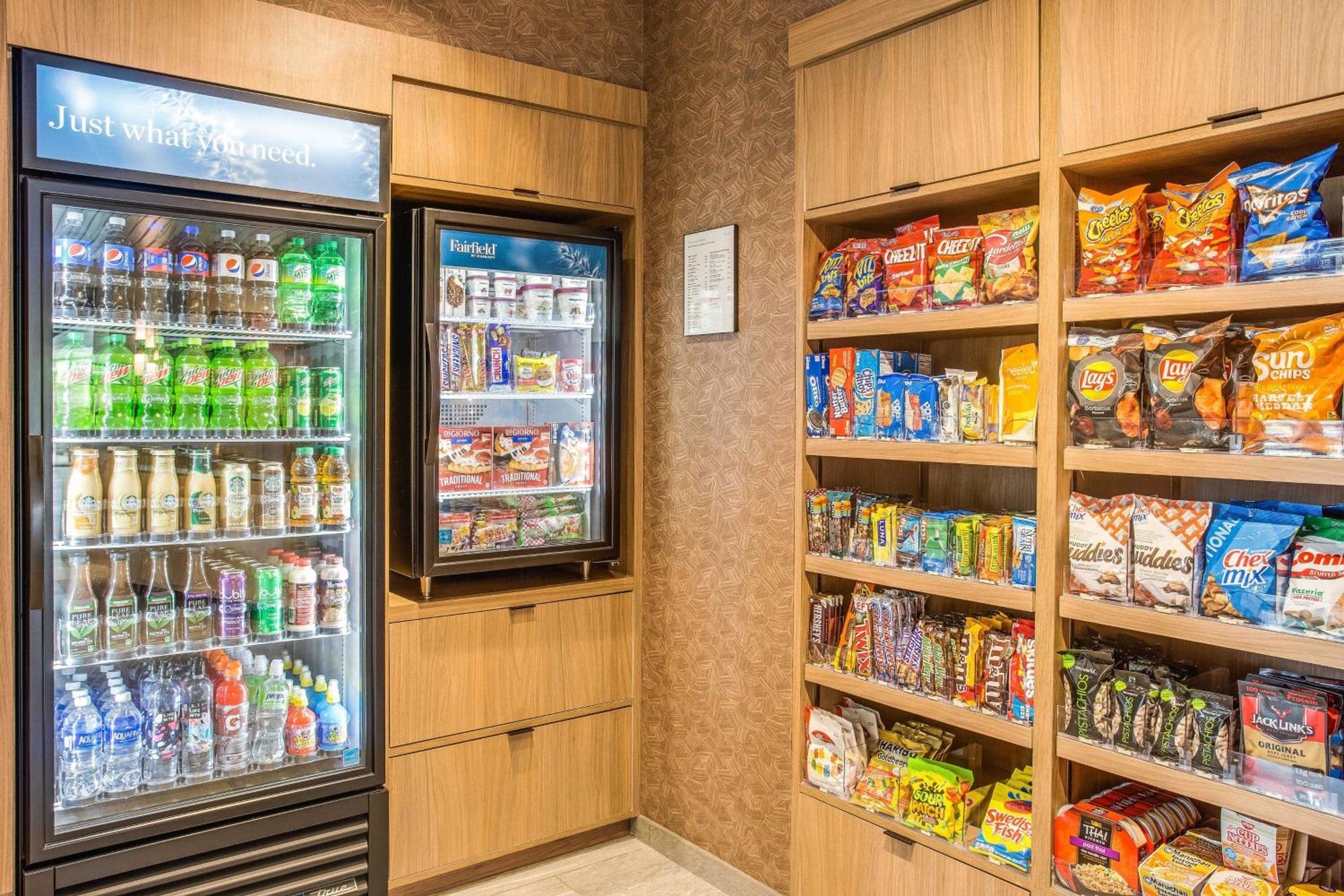 Fairfield Inn & Suites Рола Екстериор снимка